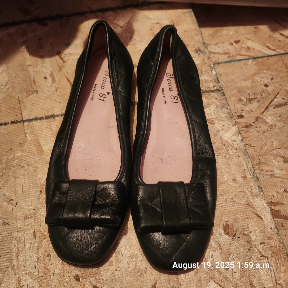 Ferca 81 Quilted Black Flats with Bow